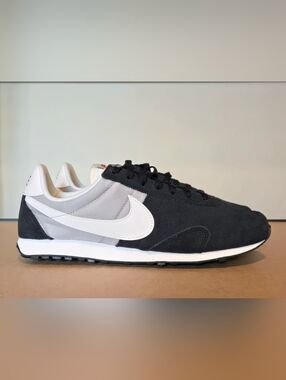 NEW Men's 9.5 - Nike Pre Montreal 17 Sneakers Black/Gray Casual Shoes Retro